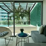 Apartamentos turísticos frente al mar