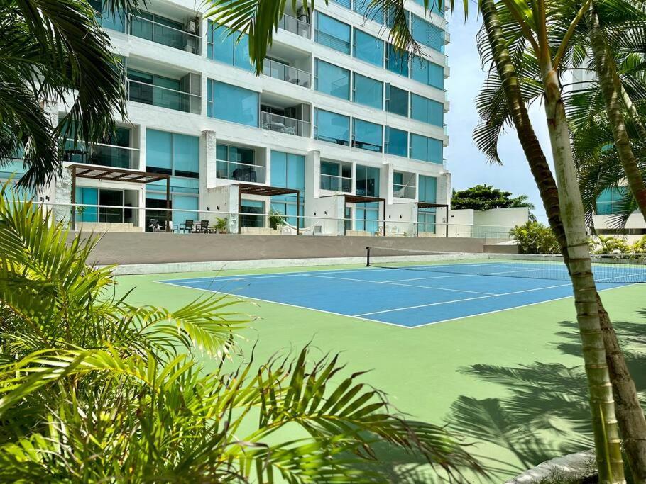 Sunset View & Luxury Aparment With Jacuzzi Apartamento